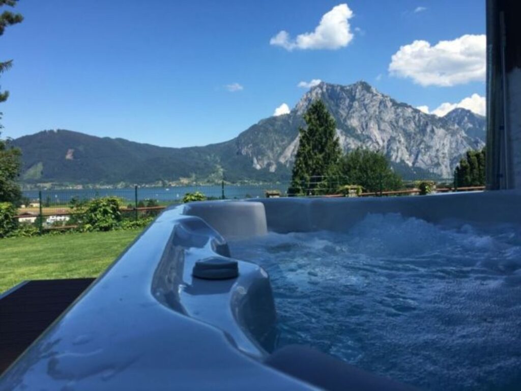 Ferienhaus Im Sacherl Traunsee alleinige Nutzung Seeblick – Foto 4
