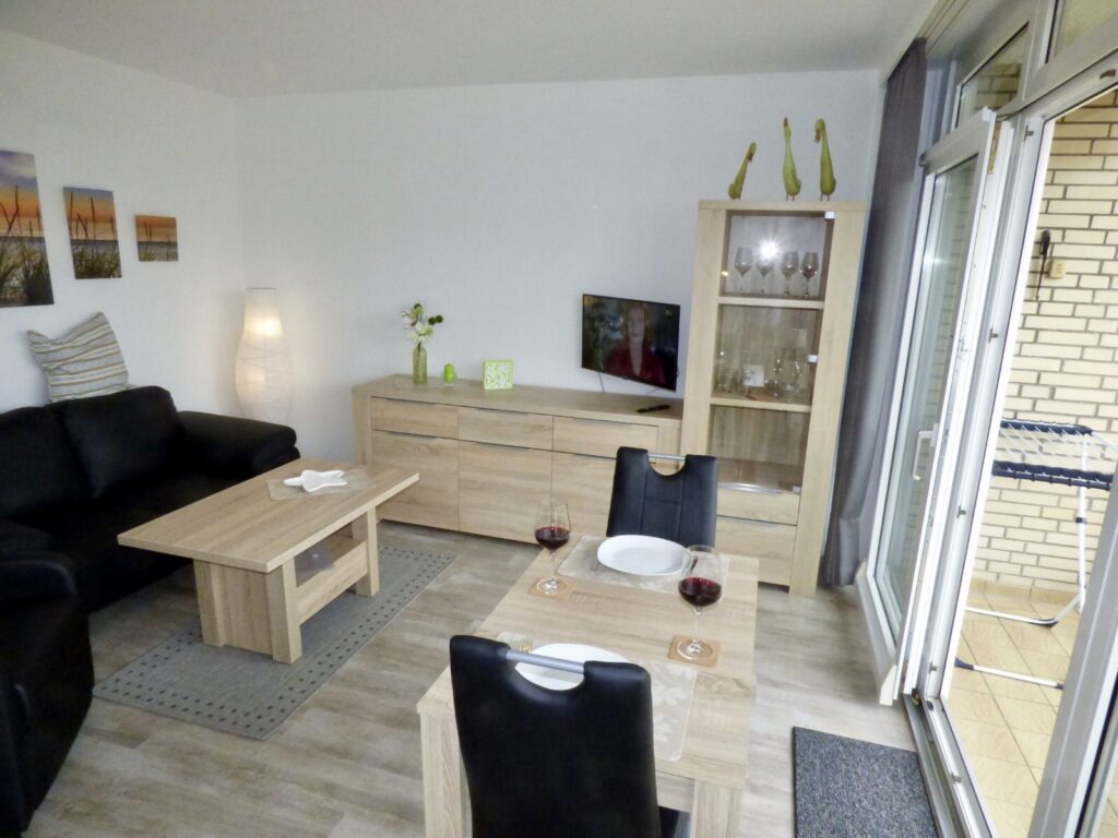 Ferienwohnung Salmi Grömitz Ostsee Strandkorb Hundestrand – Foto 8