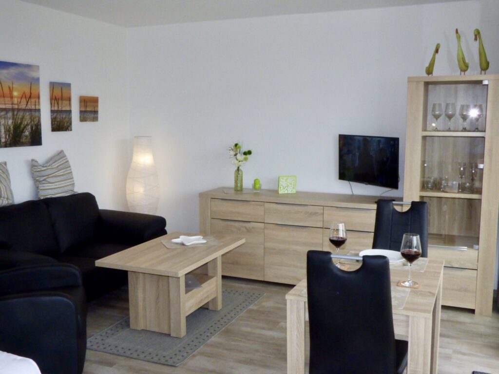 Ferienwohnung Salmi Grömitz Ostsee Strandkorb Hundestrand – Foto 7