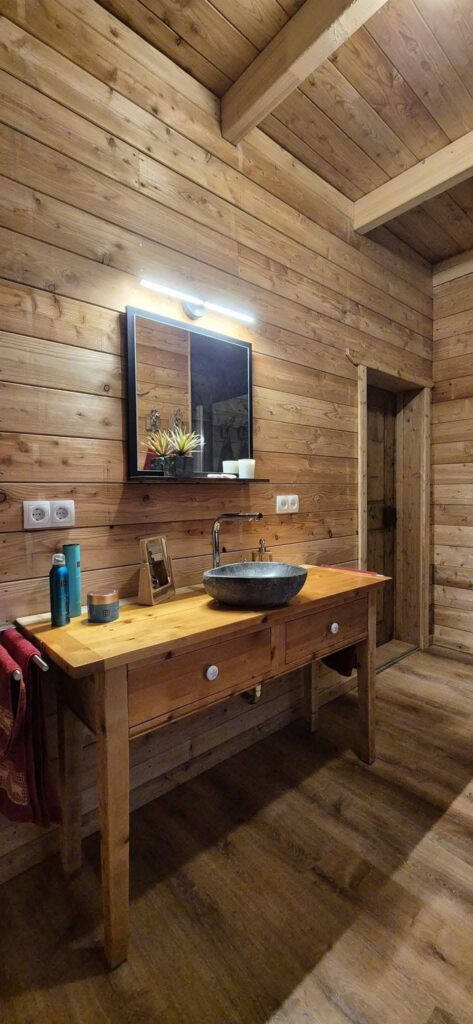 Tannhäusle mit eingezäuntem Waldgrundstück Lüneburger Heide – Foto 7
