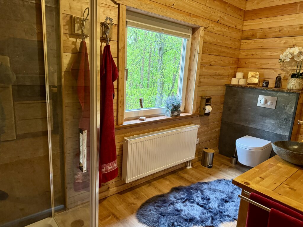 Tannhäusle mit eingezäuntem Waldgrundstück Lüneburger Heide – Foto 30