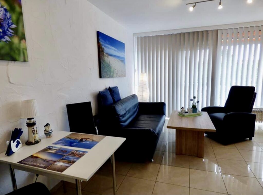 Ferienwohnung Jacky Grömitz Ostsee Strandkorb Hundestrand – Foto 5