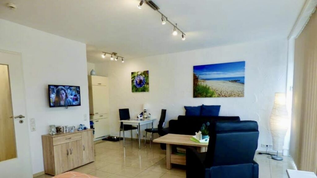 Ferienwohnung Jacky Grömitz Ostsee Strandkorb Hundestrand – Foto 4