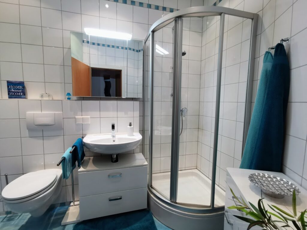 Allerheiligenkapelle mit Kamin und Garten nur für Sie – Foto 9